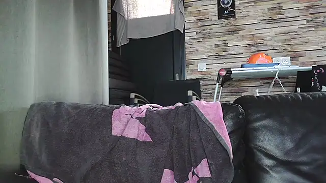 Snapshot of XxBigboybandxX chatting on November 19, 2:50 pm XxBigboybandxX online show from November 19, 2:50 pm