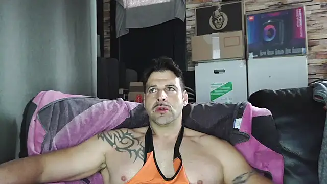 XxBigboybandxX online show from March 30, 8:27 am