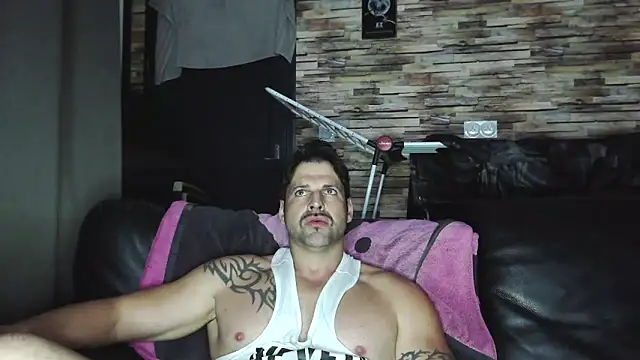 XxBigboybandxX online show from December 19, 6:43 pm