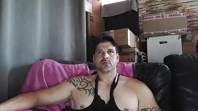 XxBigboybandxX online show from April 10, 2:57 pm