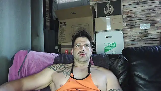 XxBigboybandxX online show from April 7, 7:43 am