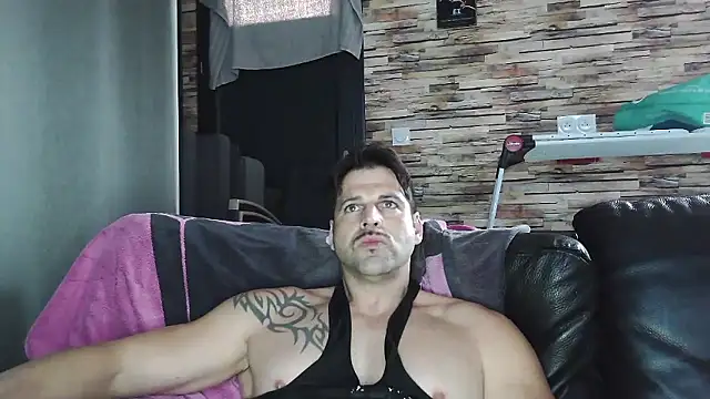 XxBigboybandxX online show from January 11, 3:08 pm