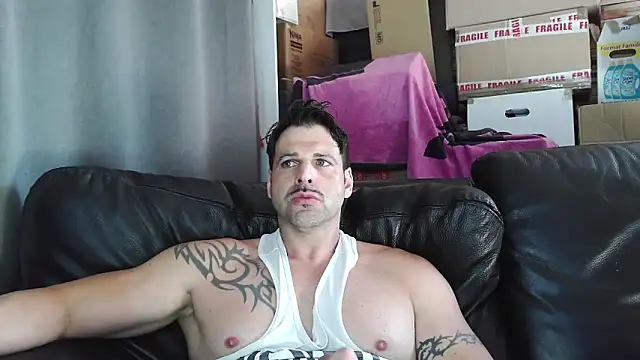 XxBigboybandxX online show from May 7, 3:37 pm