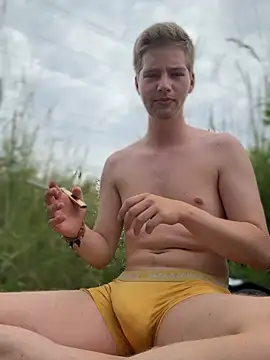 CDLukeLucy420 online show from June 20, 12:32 pm