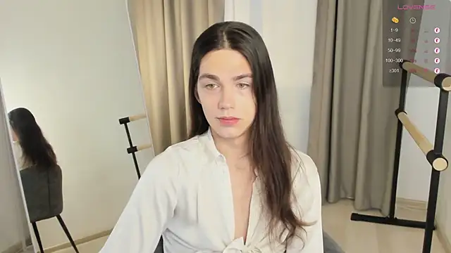 Alfreda Mills online show from November 6, 10:41 am