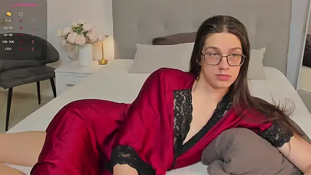 Alfreda Mills online show from November 29, 10:37 am