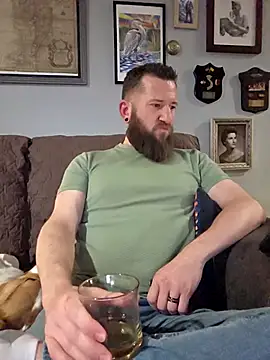 Icebearsticlese online show from April 3, 1:56 am