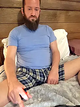 Icebearsticlese online show from February 9, 3:04 am