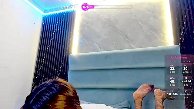 Snapshot of MelodiLovee_ chatting on November 27, 7:14 pm MelodiLovee online show from November 27, 7:14 pm