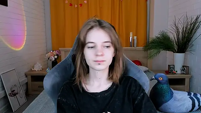 Snapshot of TinaDavil chatting on February 20, 2:13 pm TinaDavil online show from February 20, 2:13 pm