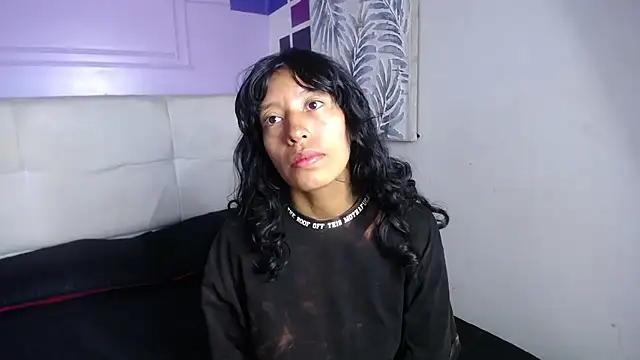 karolinee 66  online show from January 7, 4:56 pm