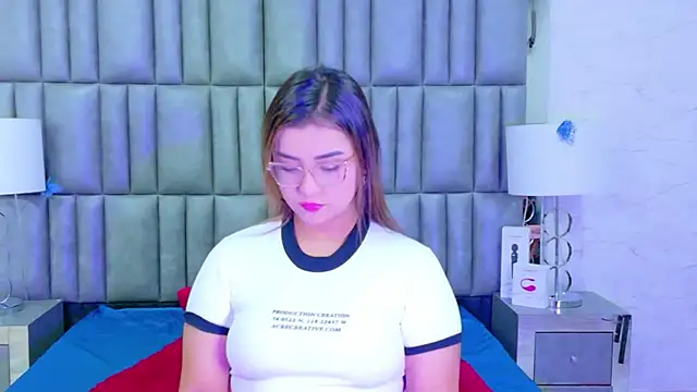 ZoehRoux online show from November 14, 4:05 am