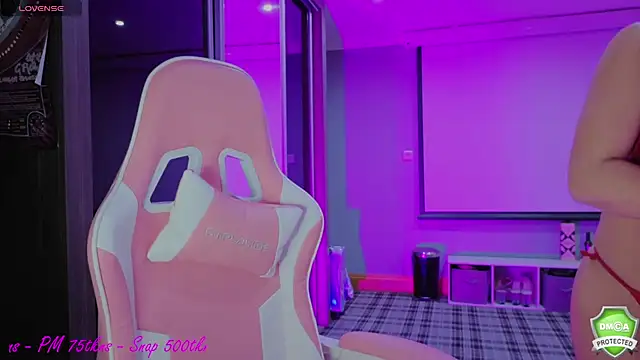 Daisydelicious online show from October 15, 8:39 pm