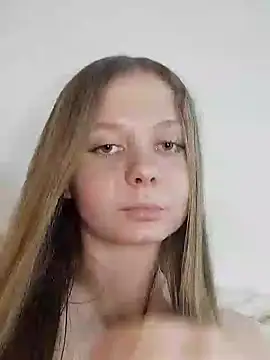 Snapshot of Ekaterina27 chatting on January 10, 10:28 am Ekaterina27 online show from January 10, 10:28 am