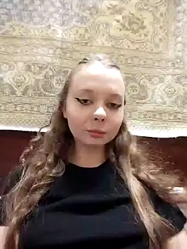 Snapshot of Ekaterina27 chatting on June 10, 8:48 am Ekaterina27 online show from June 10, 8:48 am