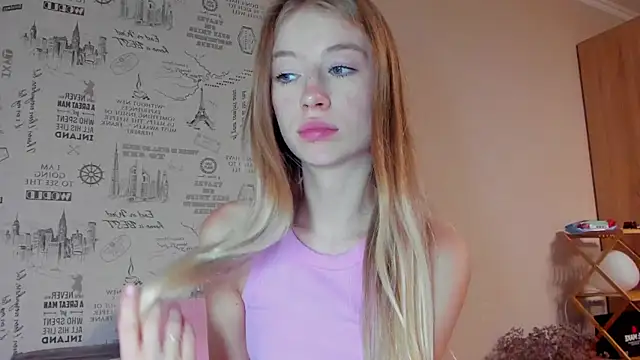 minidivaa  online show from September 18, 6:44 pm