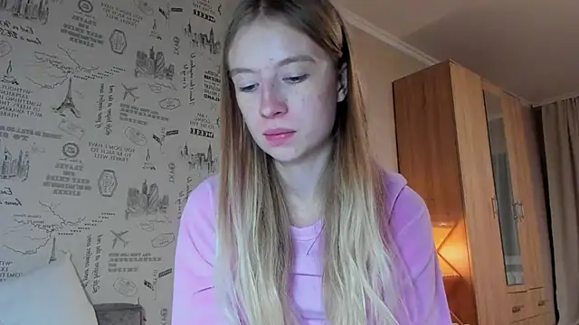 minidivaa  online show from October 8, 8:53 pm