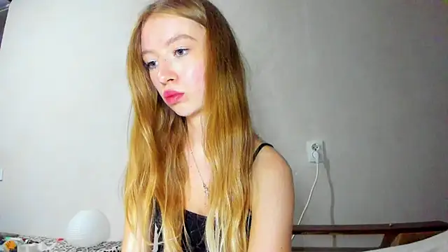 minidivaa  online show from May 26, 9:57 pm