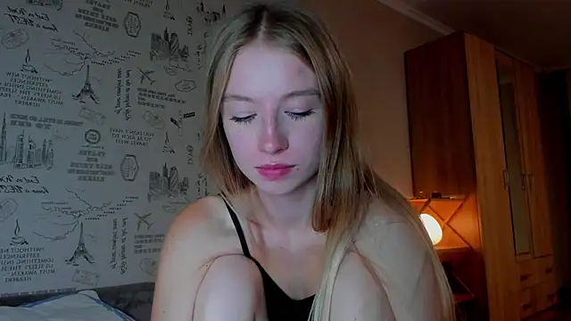 minidivaa  online show from September 22, 6:14 pm