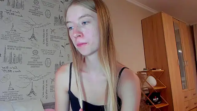 minidivaa  online show from September 23, 5:09 pm