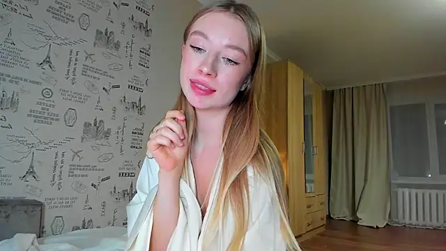 minidivaa  online show from December 5, 9:34 pm