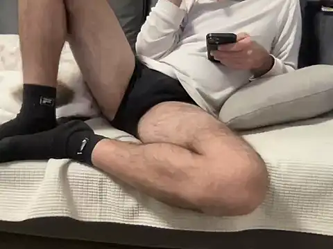 4small4inchlol online show from March 21, 2:13 am