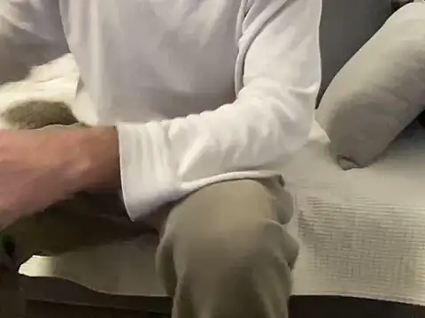 4small4inchlol online show from March 21, 12:20 pm