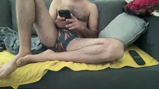 4small4inchlol online show from June 4, 11:37 am