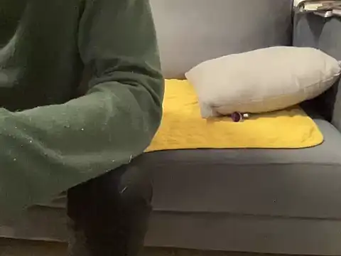 4small4inchlol online show from January 10, 12:28 am