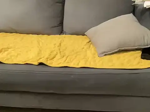 4small4inchlol online show from November 28, 8:42 pm