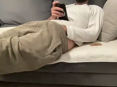 4small4inchlol online show from December 20, 1:41 am