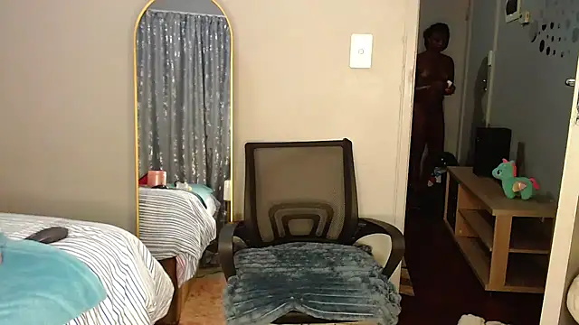 MissBigNipples online show from April 6, 1:56 am