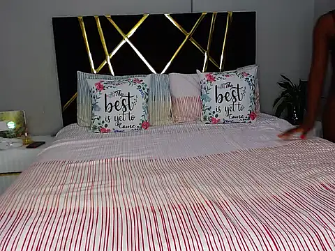 MissBigNipples online show from February 9, 3:48 am