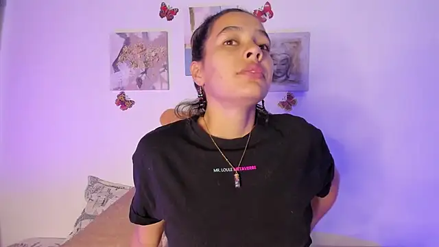 Snapshot of samara_jonness chatting on February 7, 10:19 pm samara jonness online show from February 7, 10:19 pm