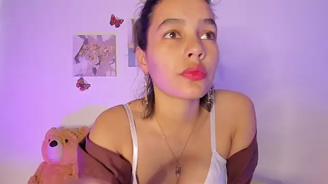 Snapshot of samara_jonness chatting on February 12, 9:33 pm samara jonness online show from February 12, 9:33 pm