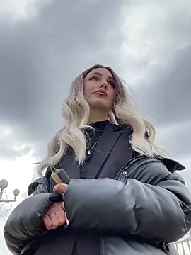 Snapshot of SandraCarter chatting on March 21, 12:06 pm SandraCarter online show from March 21, 12:06 pm