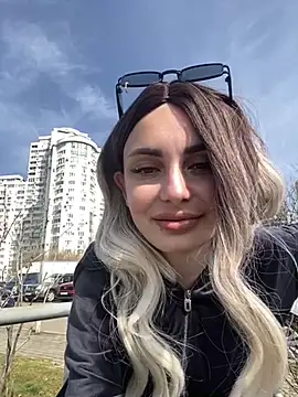 Snapshot of SandraCarter chatting on March 9, 10:19 am SandraCarter online show from March 9, 10:19 am