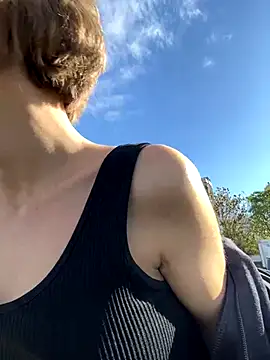 Snapshot of SandraCarter chatting on October 11, 6:14 am SandraCarter online show from October 11, 6:14 am