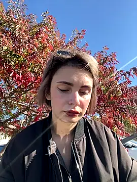 Snapshot of SandraCarter chatting on October 17, 7:11 am SandraCarter online show from October 17, 7:11 am