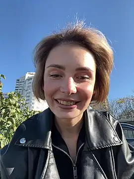 Snapshot of SandraCarter chatting on October 30, 7:06 am SandraCarter online show from October 30, 7:06 am