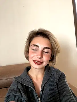 Snapshot of SandraCarter chatting on October 26, 11:10 am SandraCarter online show from October 26, 11:10 am