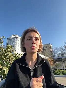 Snapshot of SandraCarter chatting on November 17, 7:01 am SandraCarter online show from November 17, 7:01 am