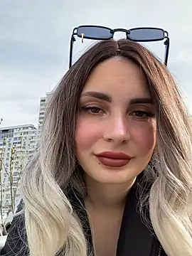 Snapshot of SandraCarter chatting on March 15, 7:09 am SandraCarter online show from March 15, 7:09 am