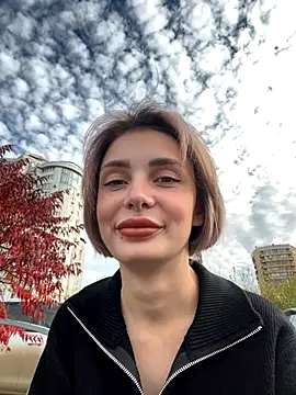 Snapshot of SandraCarter chatting on October 31, 7:16 am SandraCarter online show from October 31, 7:16 am