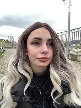 Snapshot of SandraCarter chatting on March 22, 11:11 am SandraCarter online show from March 22, 11:11 am