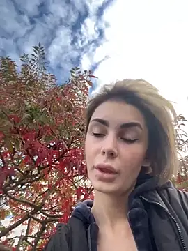 Snapshot of SandraCarter chatting on October 13, 6:04 am SandraCarter online show from October 13, 6:04 am