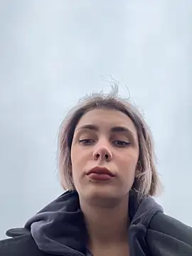 Snapshot of SandraCarter chatting on November 10, 7:02 am SandraCarter online show from November 10, 7:02 am