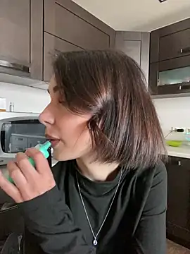 Snapshot of SandraCarter chatting on March 19, 11:06 am SandraCarter online show from March 19, 11:06 am