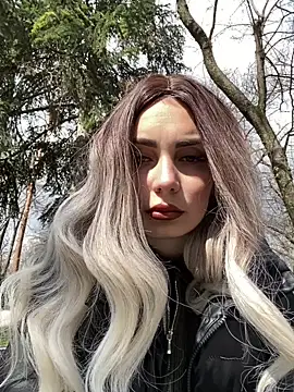 Snapshot of SandraCarter chatting on March 20, 8:09 am SandraCarter online show from March 20, 8:09 am