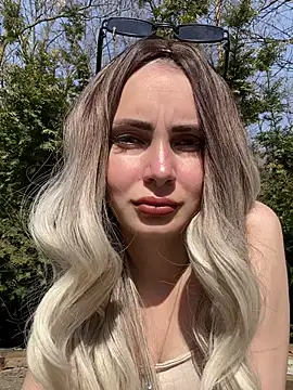 Snapshot of SandraCarter chatting on March 10, 10:07 am SandraCarter online show from March 10, 10:07 am